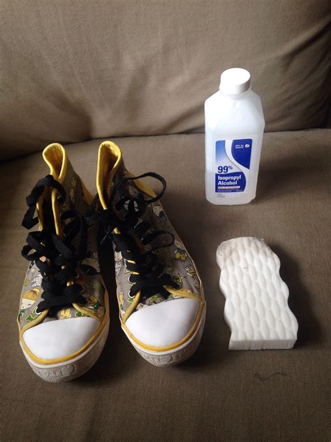 how to whiten rubber soles.